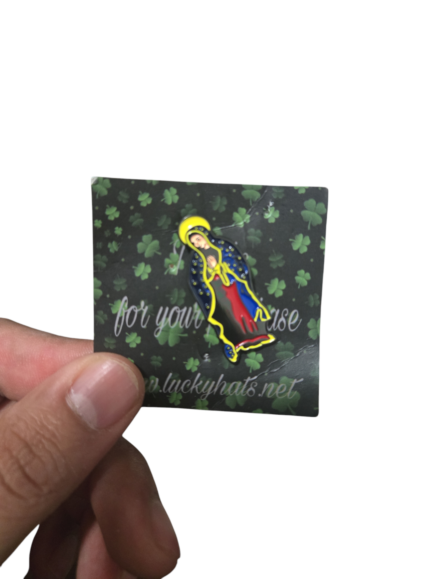 Virgen pin